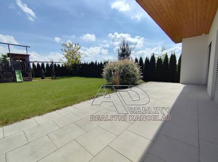 Bez popisku | Pronájem - dům/vila, 170 m²