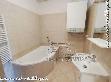 Bez popisku | Pronájem bytu, 2+1, 75 m²