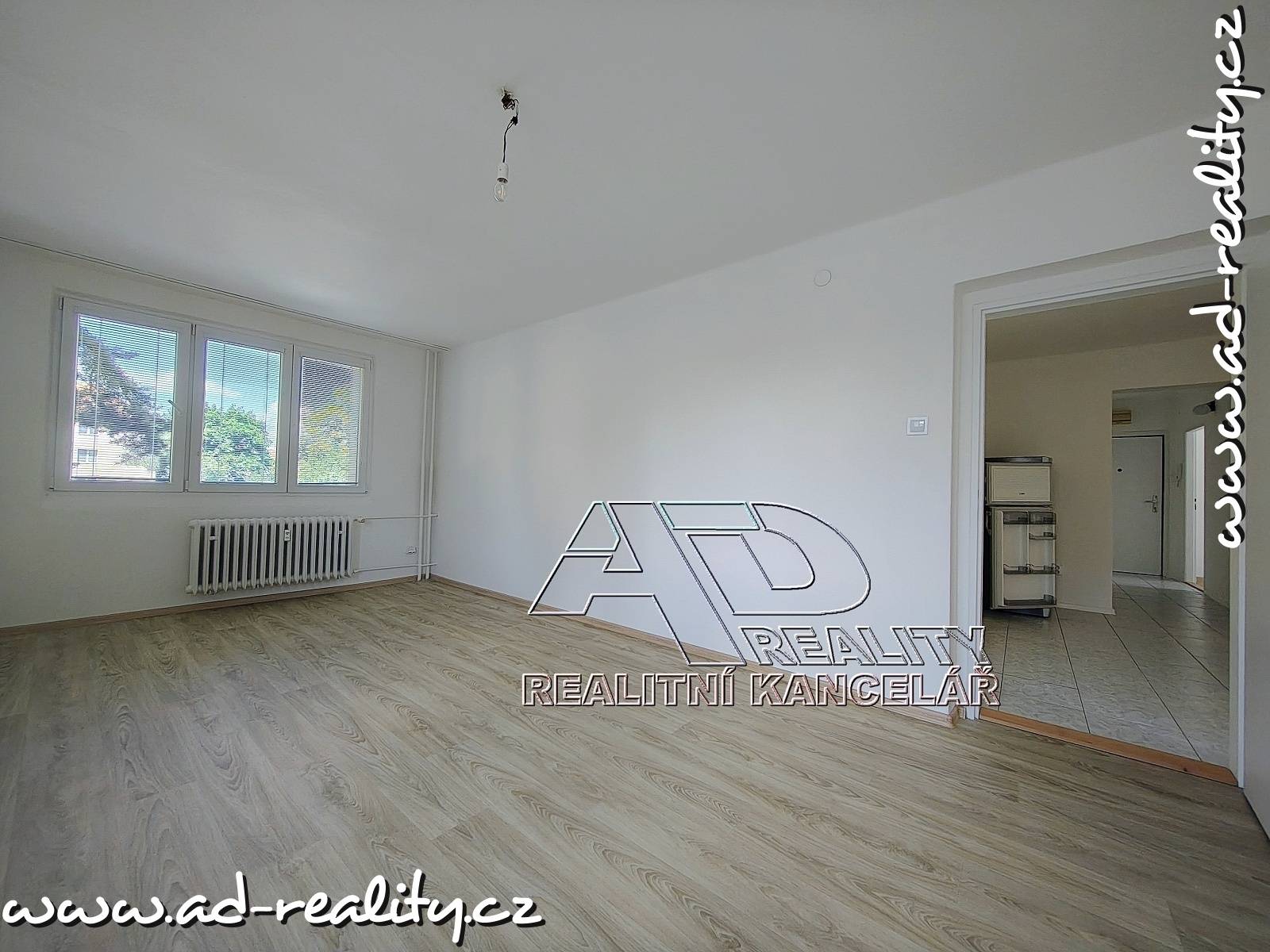 AD-reality, realitní kancelář