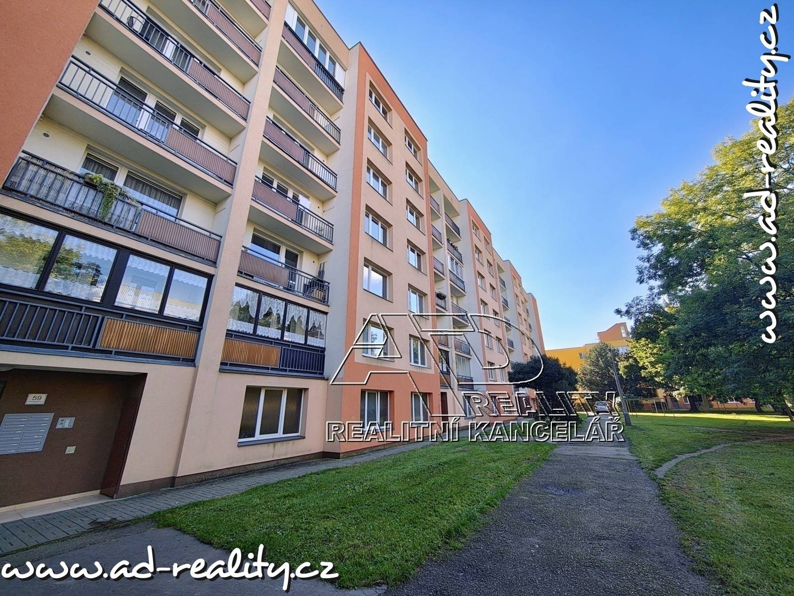 AD-reality, realitní kancelář