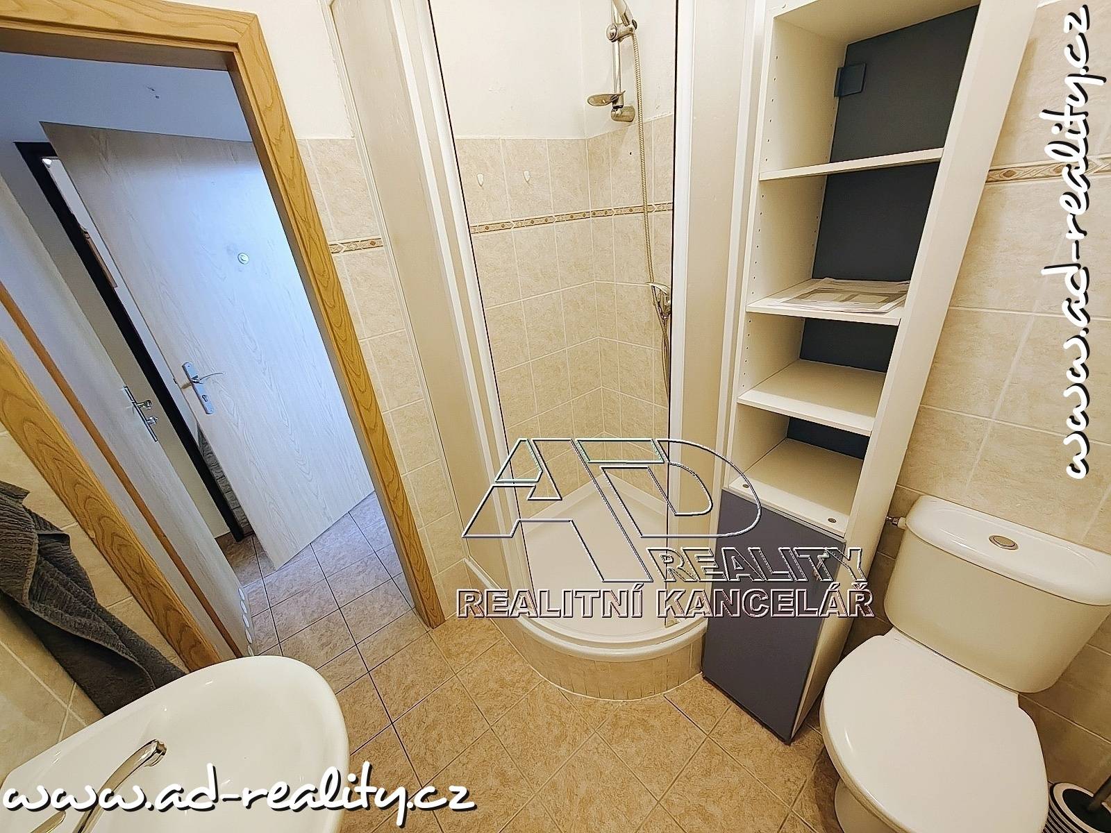 AD-reality, realitní kancelář