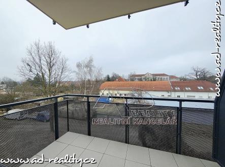 Bez popisku | Pronájem bytu, 1+kk, 36 m²