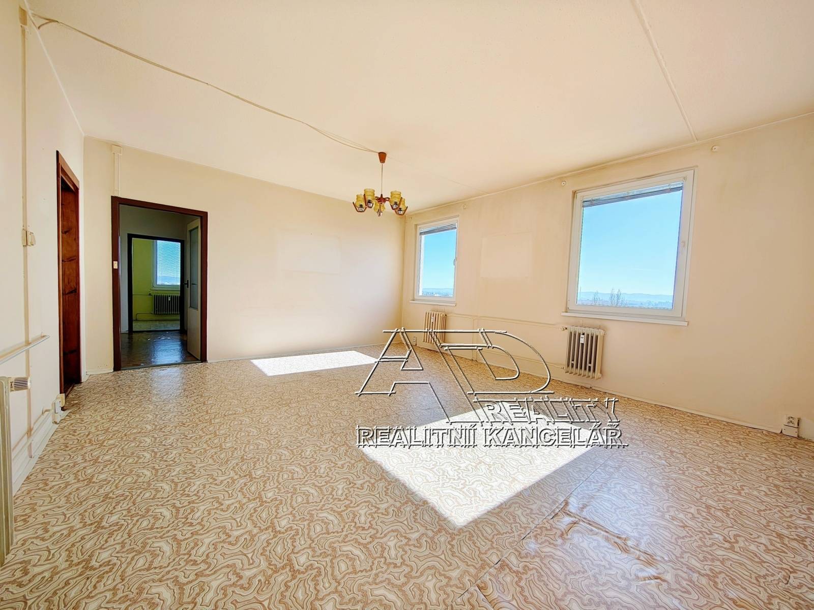 AD-reality, realitní kancelář