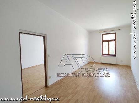 Bez popisku | Pronájem bytu, 2+1, 77 m²