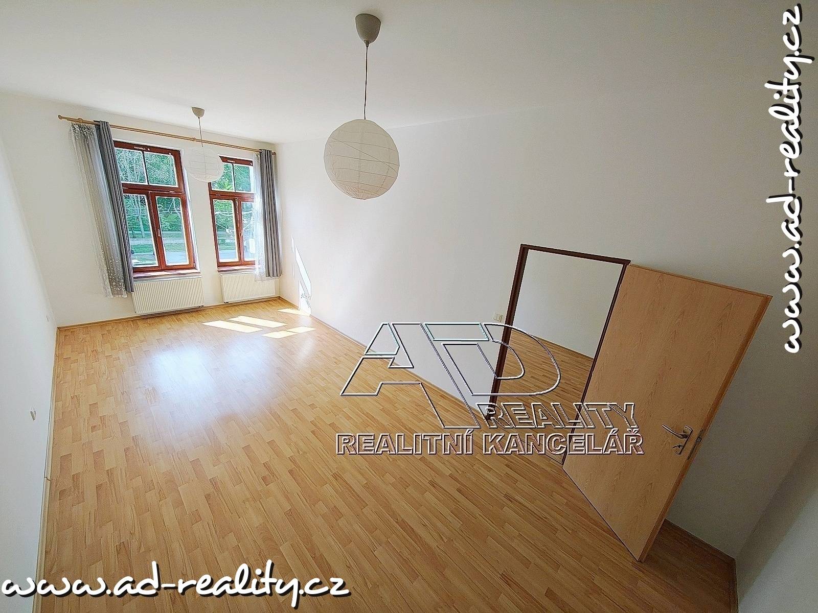 AD-reality, realitní kancelář