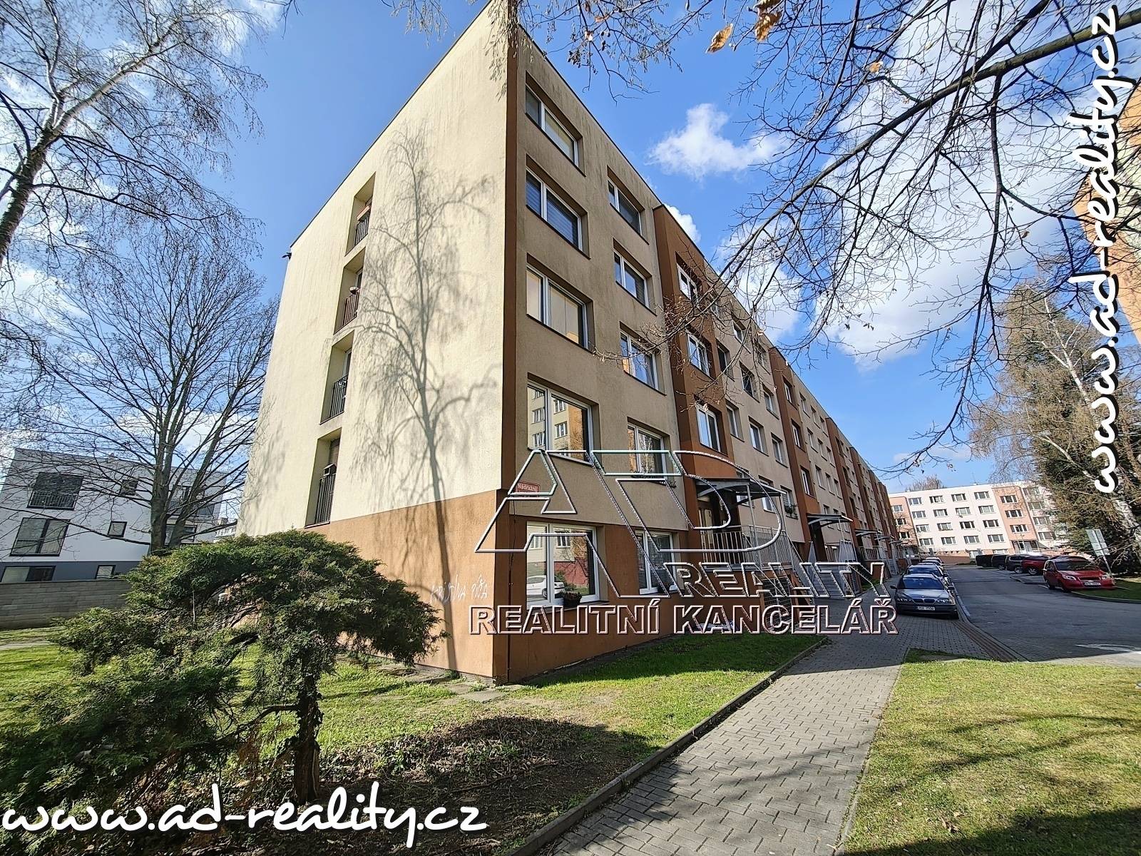 AD-reality, realitní kancelář