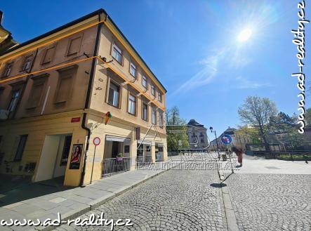 Bez popisku | Pronájem - kanceláře, 192 m²