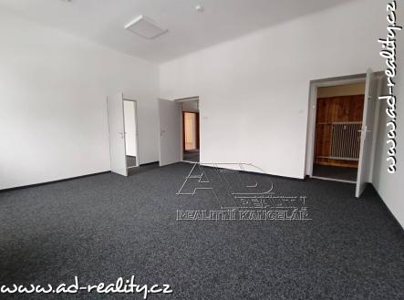 Bez popisku | Pronájem - kanceláře, 192 m²