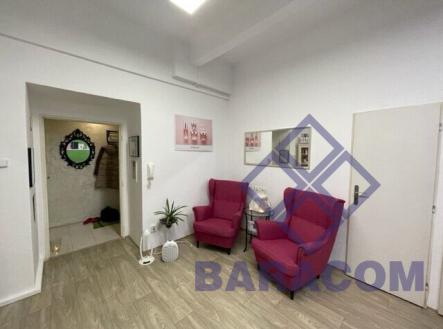 Prodej - kanceláře, 42 m² obrázek