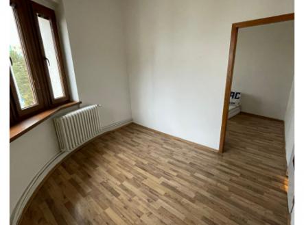 Prostorný byt 4+1 s komorou v bytě k pronájmu, 90m2,  metro Budějovická | Pronájem bytu, 4+1, 95 m²