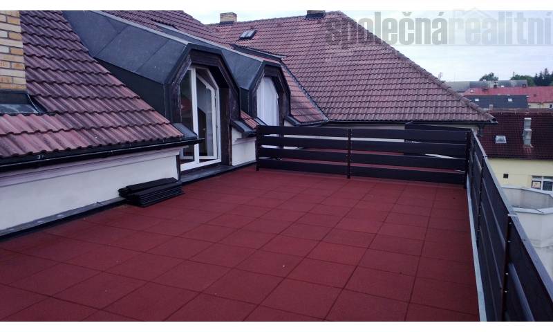 Nový byt 1kk k pronájmu, 20 m2, krásná terasa 10 m2, Černošice, 12 200 Kč včetně popl.