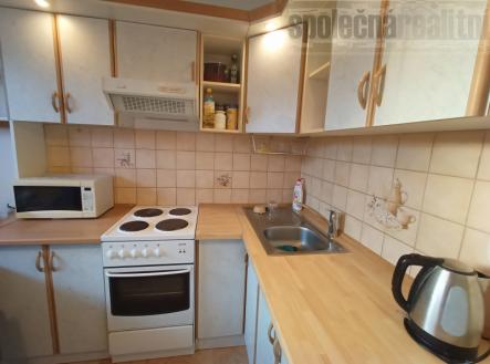 Zdařile dispozičně řešená jednotka 1+1 k prodeji, 37m2, klimatizace, Praha 4 | Prodej bytu, 1+1, 37 m²