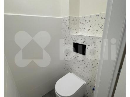 Nadstandardní byt 1kk po  kompletní nové rekonstrukci k pronájmu, centrum - Vinohrady | Pronájem bytu, 1+kk, 30 m²