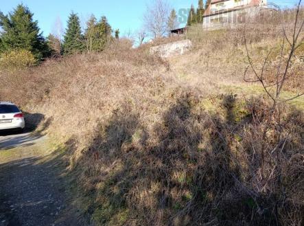 Atraktivní pozemek 587 m2 k výstavbě RD k prodeji, Hradištko centrum | Prodej - pozemek pro bydlení, 587 m²