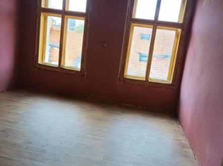 Byt 3+1 k pronájmu, 67 m2, Praha Žižkov, před rekonstrukcí | Pronájem bytu, 3+1, 67 m²