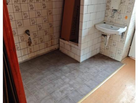 Byt 3+1 k pronájmu, 67 m2, Praha Žižkov, před rekonstrukcí | Pronájem bytu, 3+1, 67 m²