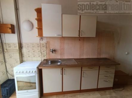 Byt 3+1 k pronájmu, 67 m2, Praha Žižkov, před rekonstrukcí | Pronájem bytu, 3+1, 67 m²