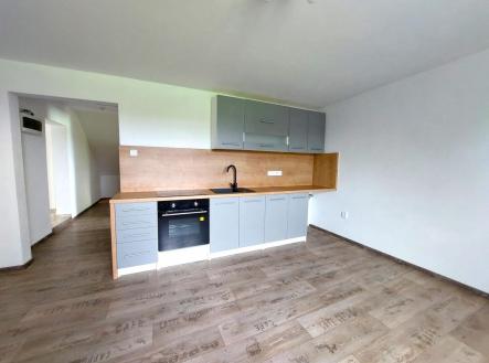 kuchyně2.jpg | Pronájem bytu, 3+1, 90 m²