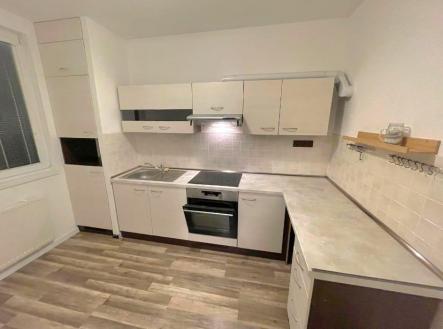 IMG-20251201-WA0128.jpg | Pronájem bytu, 2+1, 45 m²