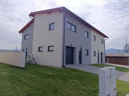 dům1.jpeg | Prodej - dům/vila, 160 m²