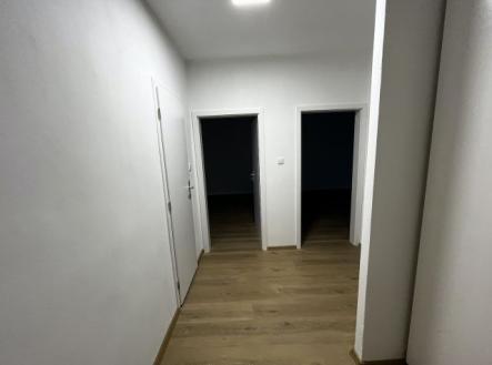 Fotka 3 | Pronájem bytu, 3+1, 82 m²