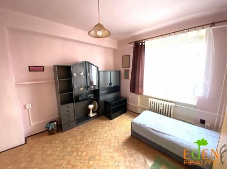 Obrázek k zakázce č.: 317323 | Pronájem bytu, 1+kk, 27 m²