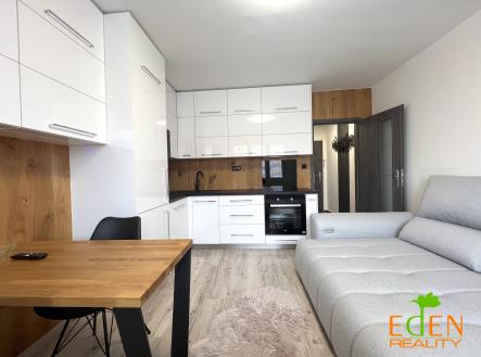 Obrázek k zakázce č.: 684206 | Pronájem bytu, 1+kk, 28 m²