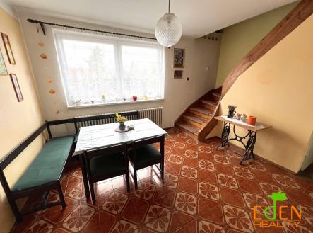 Obrázek k zakázce č.: 697936 | Prodej - dům/vila, 220 m²