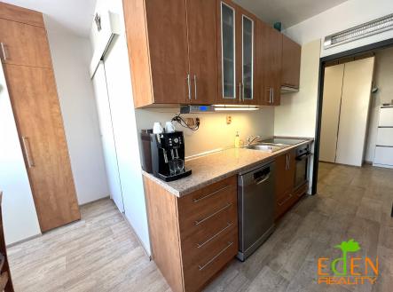 Obrázek k zakázce č.: 716602 | Prodej bytu, 2+1, 65 m²