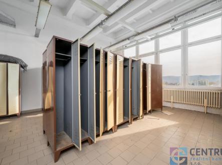 2025-10-31-11-39-43-CZ8_8745.jpg | Pronájem - skladovací prostor, 631 m²
