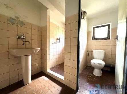 IMG_3493.jpeg | Pronájem - skladovací prostor, 70 m²