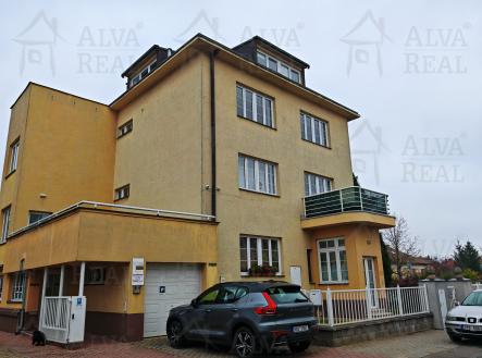 Obrázek k zakázce č.: 706126 | Pronájem bytu, 4+1, 140 m²