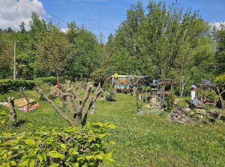 Prodej - pozemek, zahrada, 651 m² obrázek