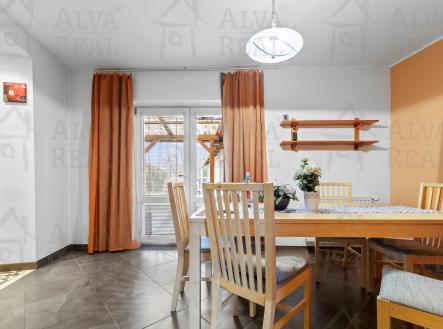 Obrázek k zakázce č.: 723741 | Prodej - dům/vila, 143 m²