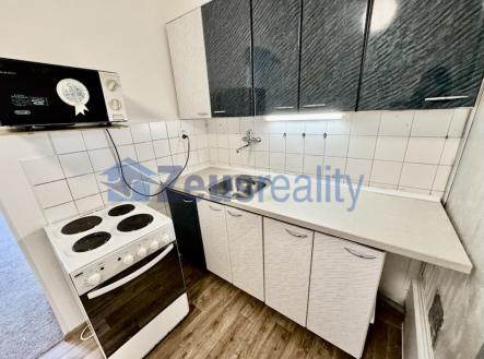 foto: 2 | Pronájem bytu, 1+kk, 33 m²