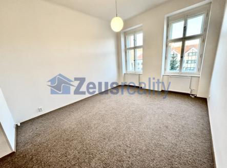 foto: 1 | Pronájem bytu, 1+kk, 33 m²