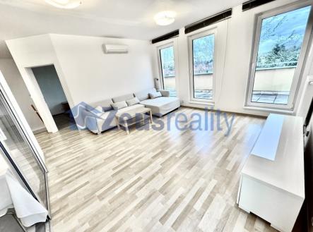 foto: 1 | Pronájem bytu, 3+kk, 133 m²