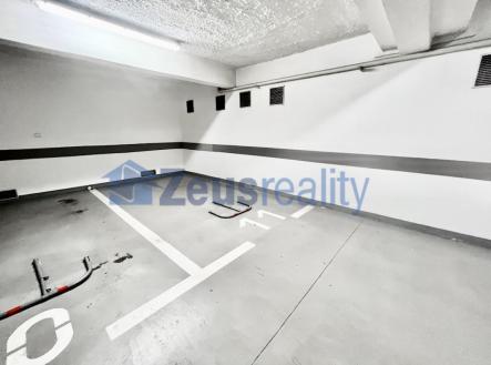 foto: 1 | Pronájem - malý objekt/garáž