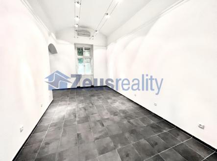 foto: 3 | Pronájem - obchodní prostor, 79 m²