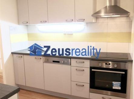 Pronájem bytu, 2+1, 82 m² obrázek