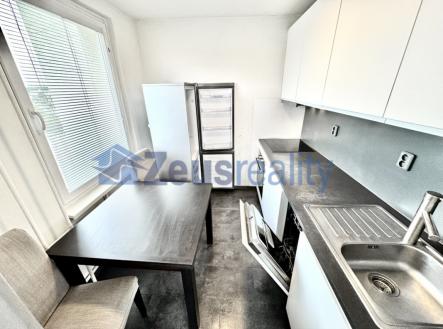 Pronájem bytu, 2+1, 55 m² obrázek