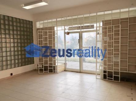 Pronájem - obchodní prostor, 39 m² obrázek