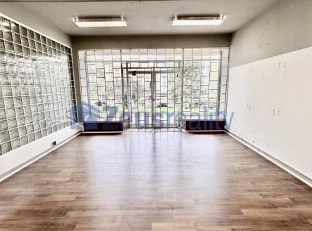 Pronájem - obchodní prostor, 39 m²