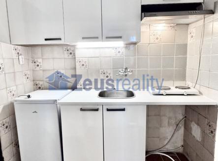 foto: 1 | Pronájem bytu, 1+1, 26 m²