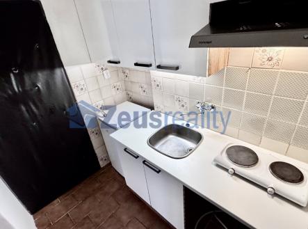 foto: 1 | Pronájem bytu, 1+kk, 26 m²