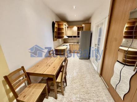 Pronájem bytu, 2+1, 50 m² obrázek