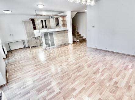 foto: 1 | Pronájem - dům/vila, 120 m²