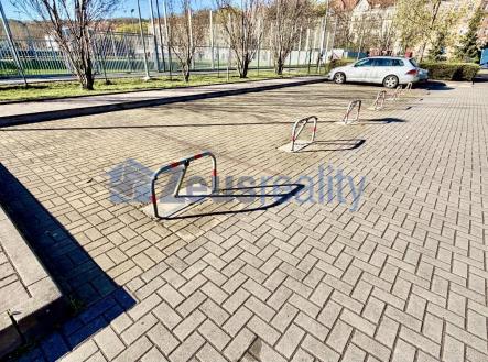 foto: 1 | Pronájem - malý objekt/garáž