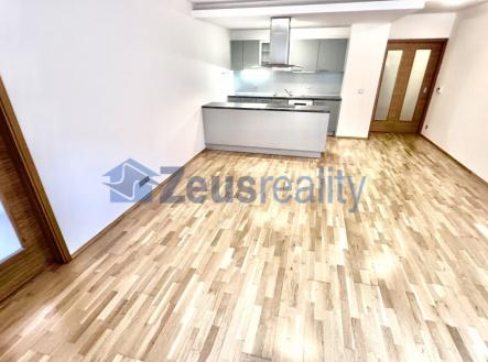 foto: 2 | Pronájem bytu, 2+1, 85 m²