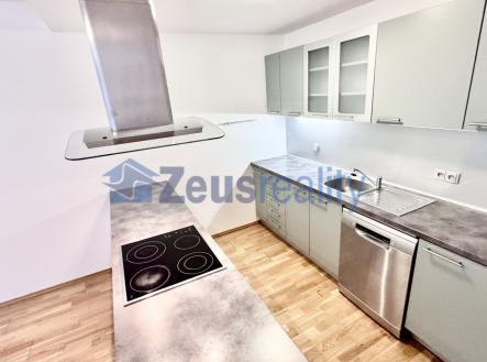 foto: 2 | Pronájem bytu, 2+1, 85 m²